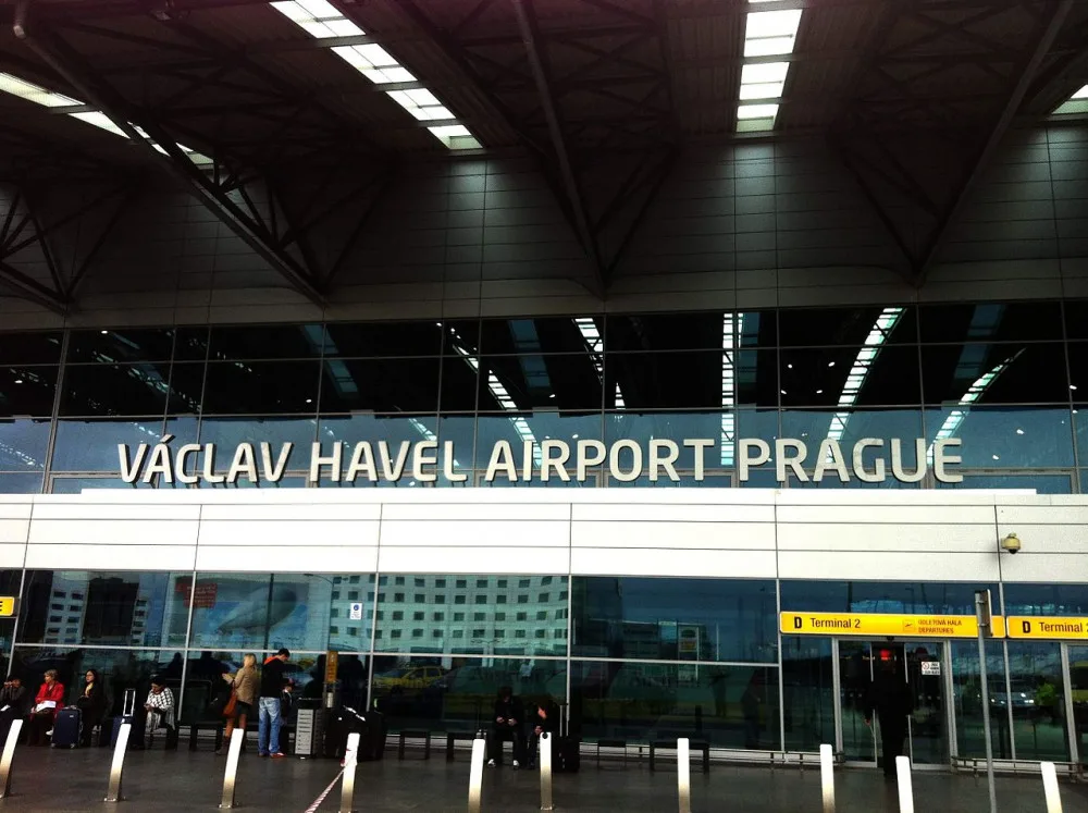 ČSA zatím lety z Prahy do Kyjeva nepřeruší, pokračují i další dopravci
