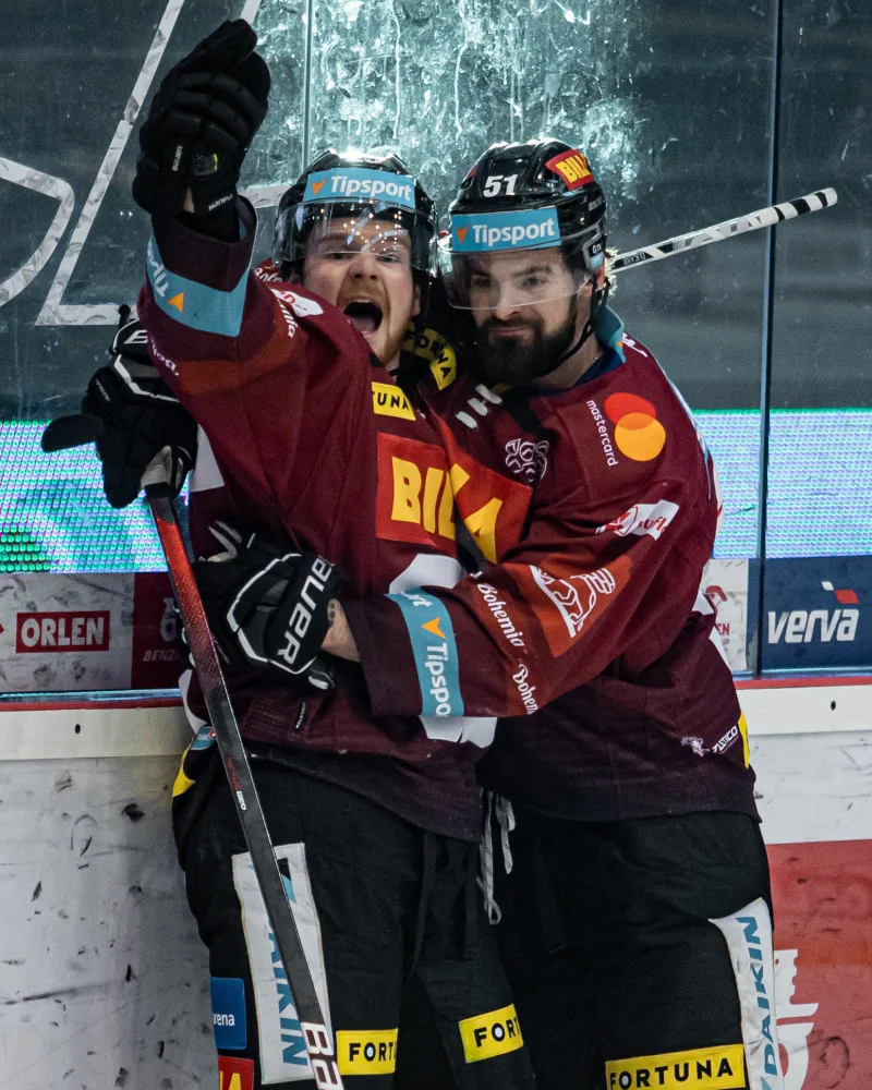 Sparta porazila Karlovy Vary 4:3. Po čtvrté výhře za sebou jsou pražští hokejisté na šestém místě