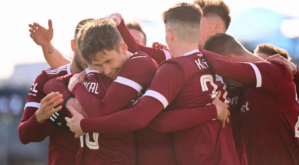 Sparta vyhrála 3:0 proti Mladé Boleslavi. Na vedoucí Plzeň ztrácí sedm bodů