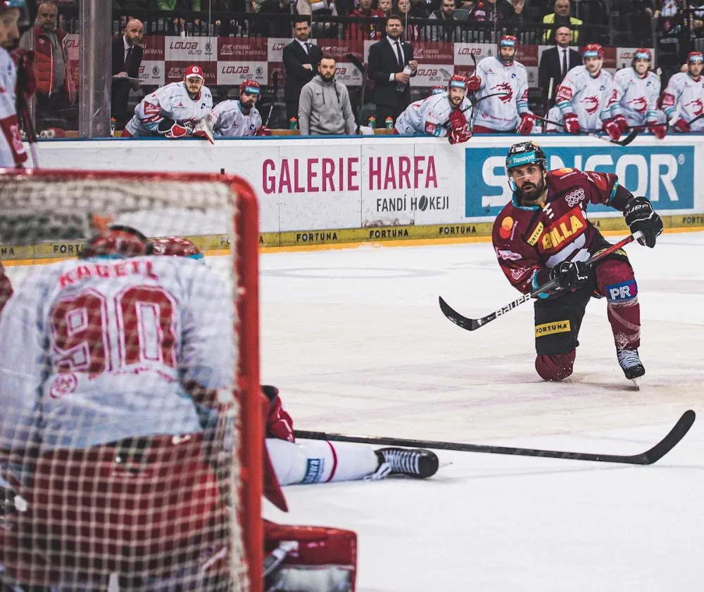 Sparta prohrála na domácím ledě s Třincem 2:3 a ve finále ztrácí 1:2 na zápasy