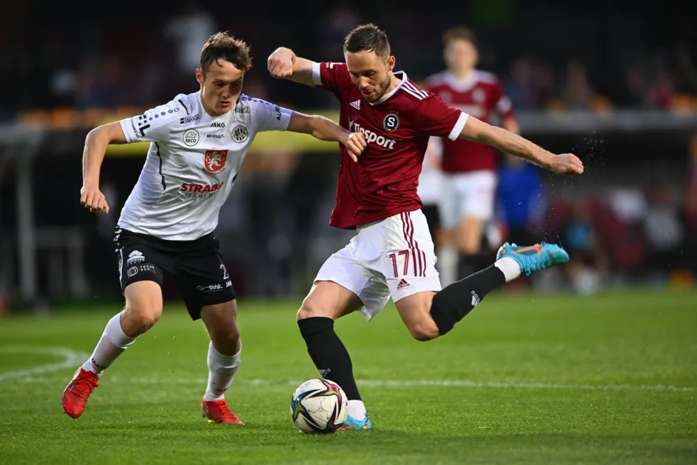 Fotbalisté Hradce Králové šokovali i druhé pražské S. Se Spartou remizovali 1:1