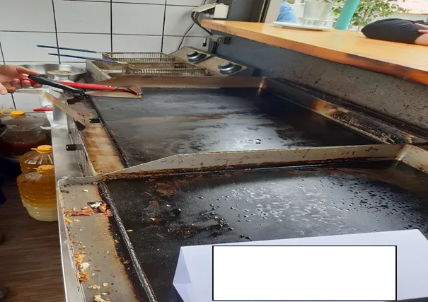 Plíseň a špína. Pražští hygienici rozdali v květnu pokuty za téměř devadesát tisíc