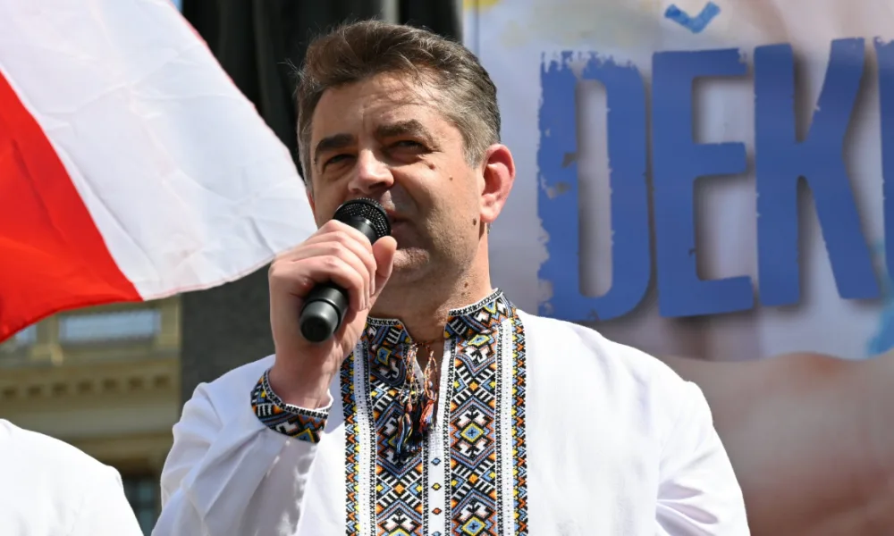 Ukrajinský velvyslanec Jevhen Perebyjnis v Praze skončí asi během srpna. Vrátí se do Kyjeva