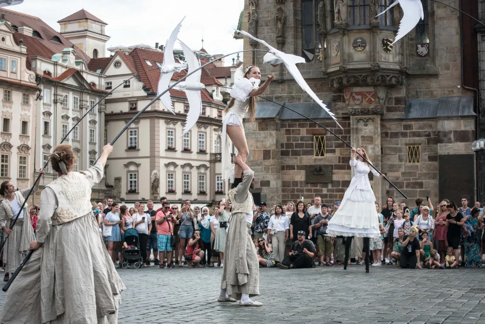 Festival Za dveřmi