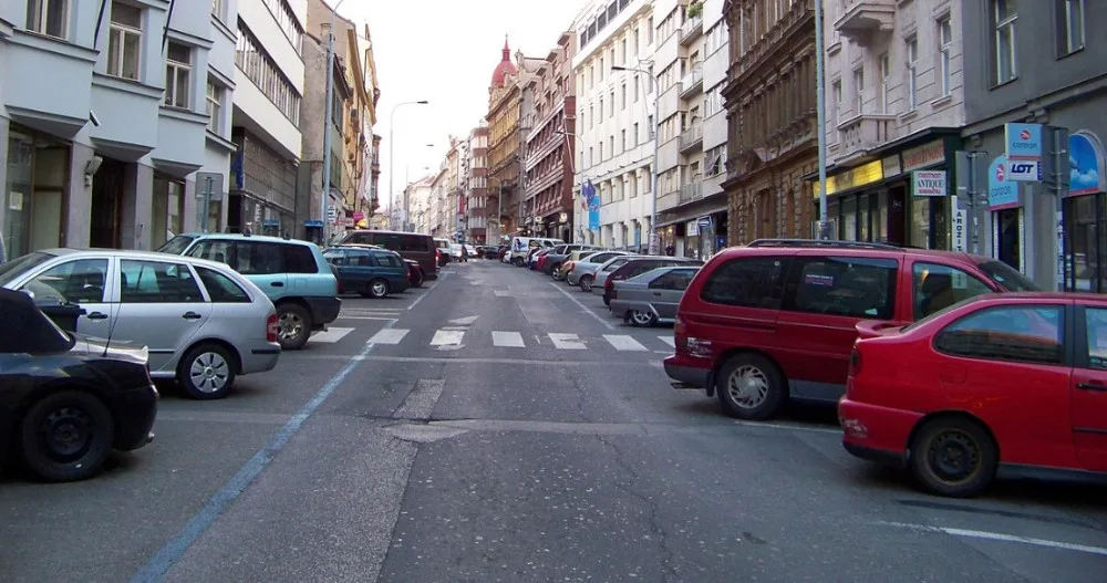 Průjezd v ulici Štěpánská bude následující tři týdny omezen. Dojde k úpravě povrchu silnice