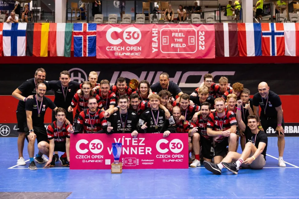 Třicáté florbalové Czech Open vyhrály Střešovice. Ve finále porazili Pixbo Wallenstam