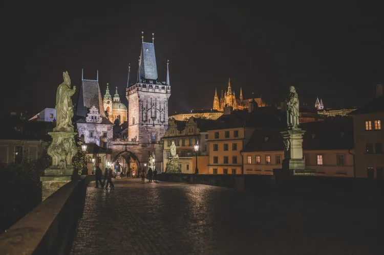 Karlův most skončil ve výběru nejkrásnějších míst světa na šestém místě