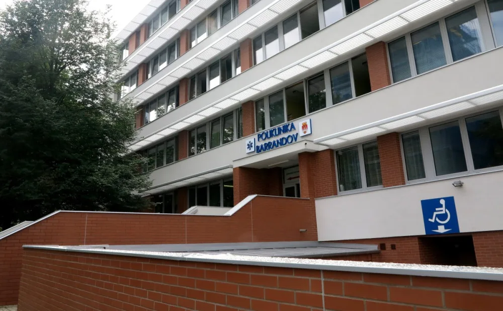 Poliklinika na Barrandově se dočkala opravy za 43 milionů korun