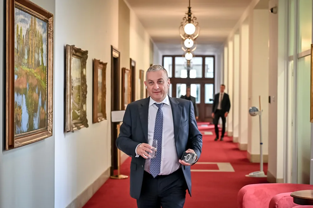 Vláda určila maximální ceny pro elektřinu a plyn