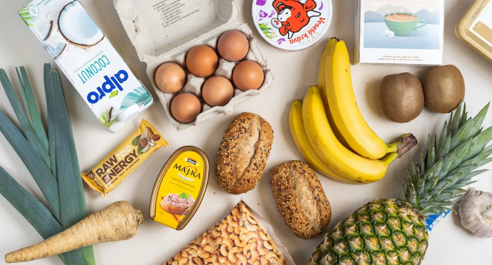 Šampon, rohlík i nabíječka. Zboží se k vám nyní přes Wolt Market dostane do 30 minut po celé Praze!