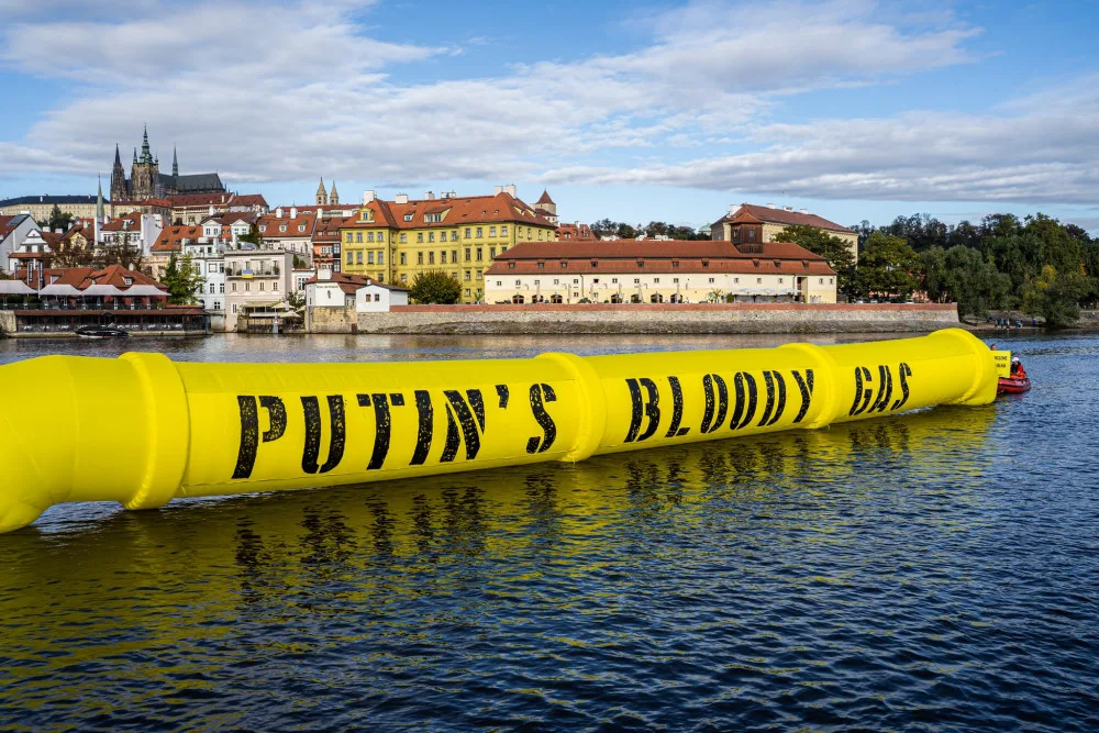 Putinův krvavý plyn. Na Vltavě vznikl plynovod