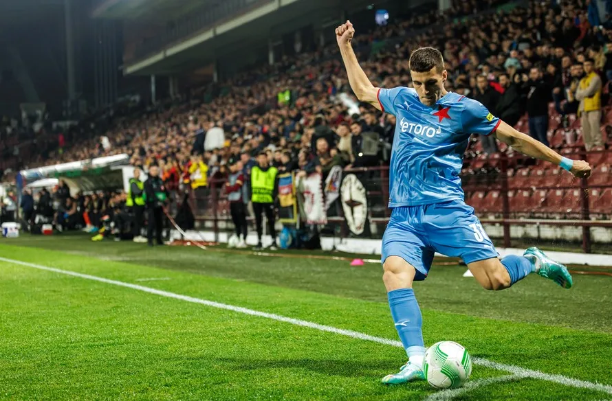 Zmar Slavie i kolaps diváka. Pražané se z Rumunska vrací bez bodu