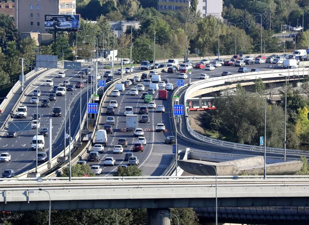 Skončila první etapa oprav Barrandovského mostu. Jezdí se všemi směry