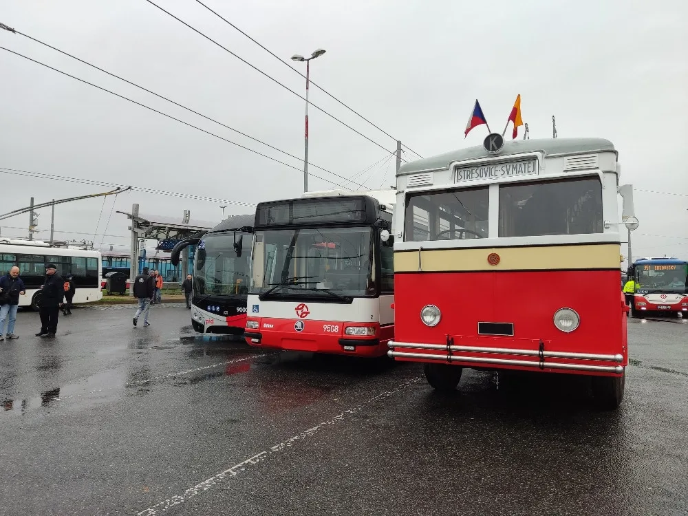 V Praze bude nová trolejbusová linka. Cestující zaveze až na letiště