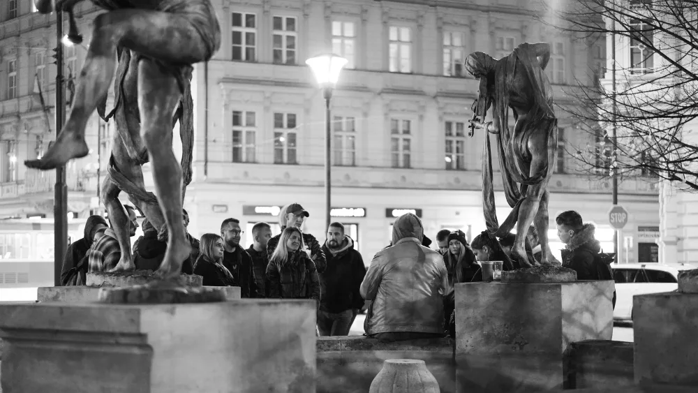 Praha jinak. Bezdomovci provádí hlavním městem