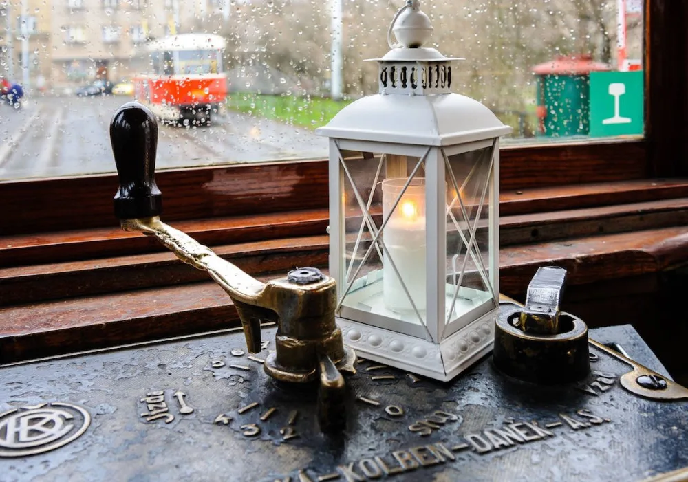 Tramvaje potkáte na sedmnácti zastávkách.