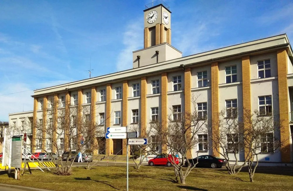 Fakultní Thomayerova nemocnice
