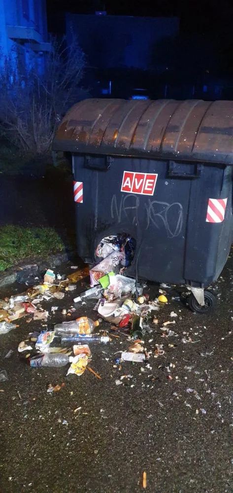 Přes padesát požárů, osmdesát zranění, pět set hovorů na tísňovou linku. To je účet silvestrovských oslav v Praze
