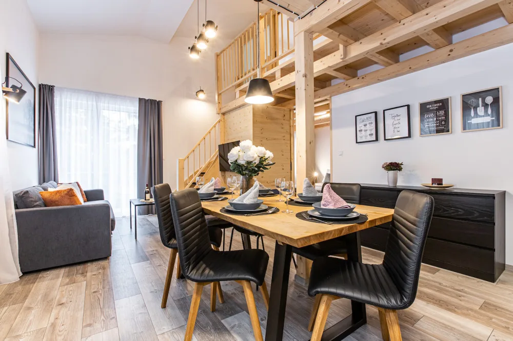 Korzo Lipno láká na apartmány nedaleko sjezdovky i pláže. Nabízí zázemí nejen pro rodiny s dětmi
