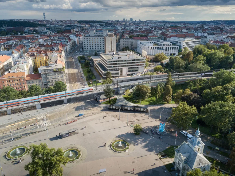 VIZUALIZACE: Začala oprava železnice mezi Bubny a Výstavištěm. Hotovo bude za dva roky