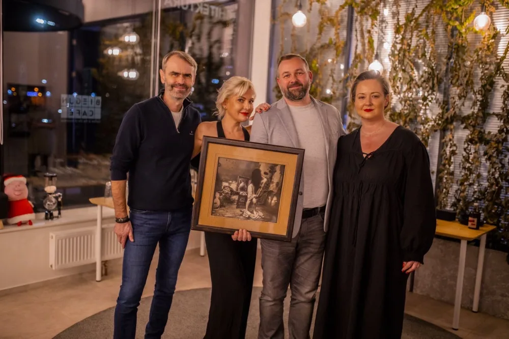 Šlachta, Nesvadbová a Klíma v Brně dražili pro dobrou věc. Peníze pomůžou nemocné Kristýnce