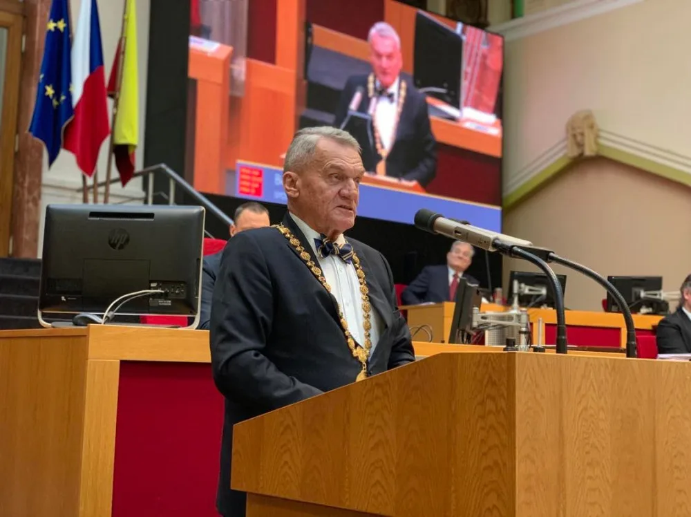 Praha má nového primátora. Stal se jím Bohuslav Svoboda
