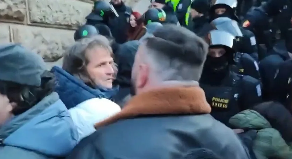 Ševčík neví, zda rezignuje. Chce víc času na rozmyšlenou