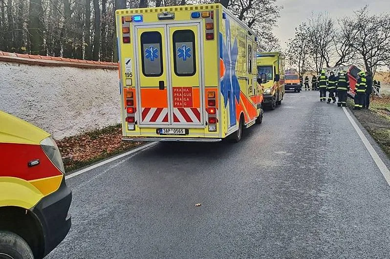 Mladí řidiči v Praze často bourají v ulici Pod Jankovem. Místem jezdí příliš rychle