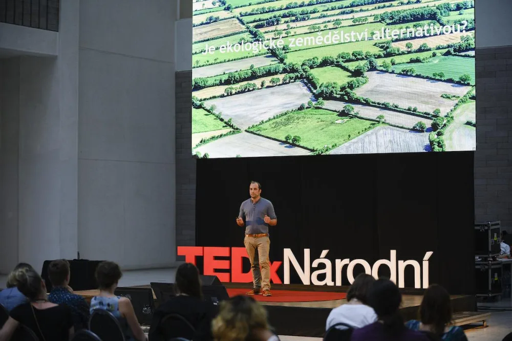 Podlední česká konference TEDx, řečník Vladimír Kotra