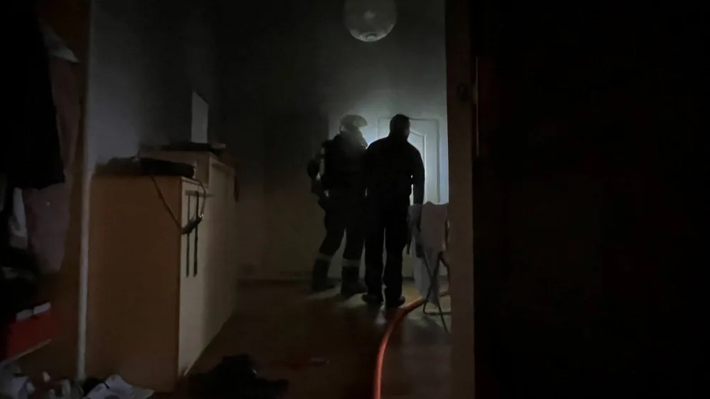 Hasiči zasahovali u požáru v Praze 3, evakuovalo se 20 lidí