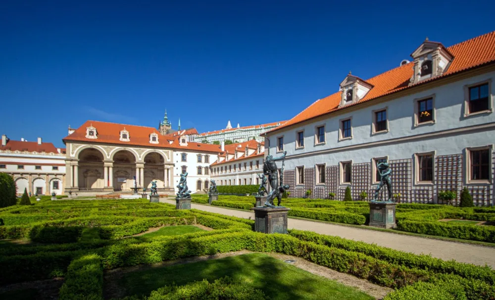 Valdštejnská zahrada se po zimní pauze opět otevírá veřejnosti