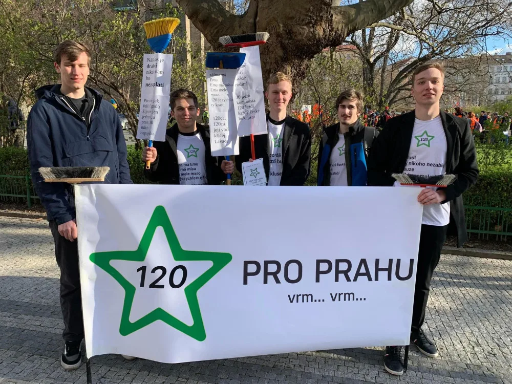 Nesmyslem proti nesmyslu. Recesisté chtějí rychlost v Praze zvýšit na 120 kilometrů v hodině