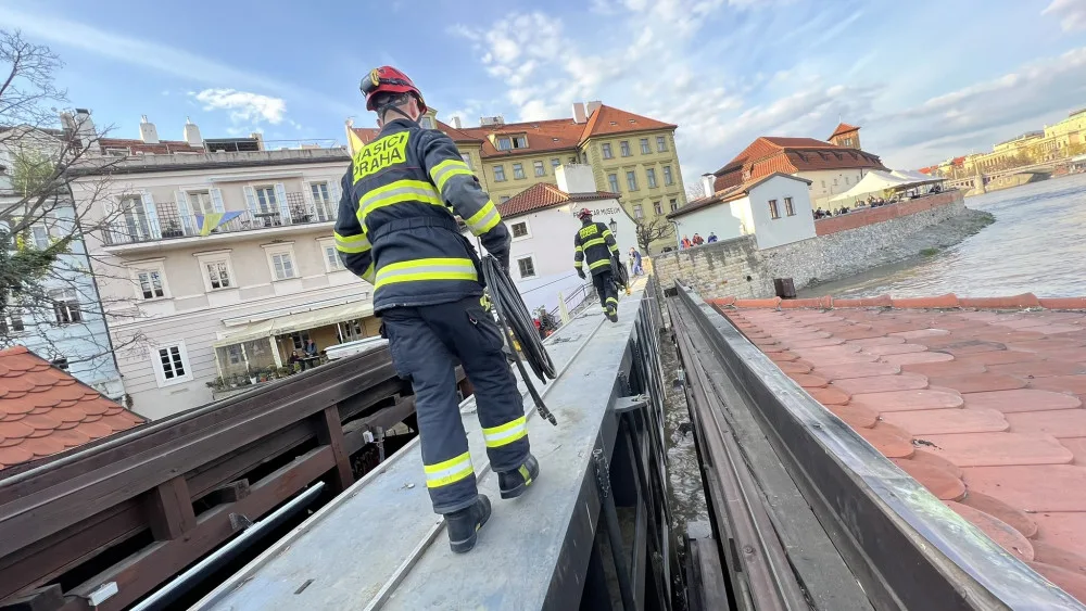 Praha preventivně zavírá náplavky kvůli stoupající hladině řek