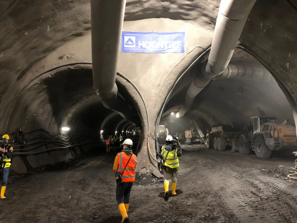 VIDEO: Tunely metra D mají po roce stavby přes jeden a půl kilometru. V provozu bude za šest let