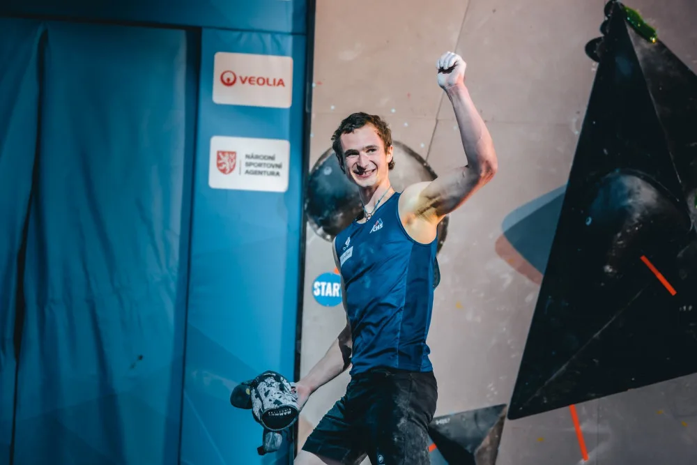Lezec Ondra získal stříbro v pražském závodě Světového poháru v boulderingu