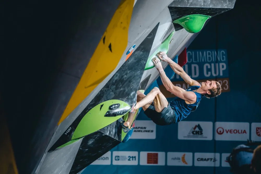 Lezec Ondra získal stříbro v pražském závodě Světového poháru v boulderingu