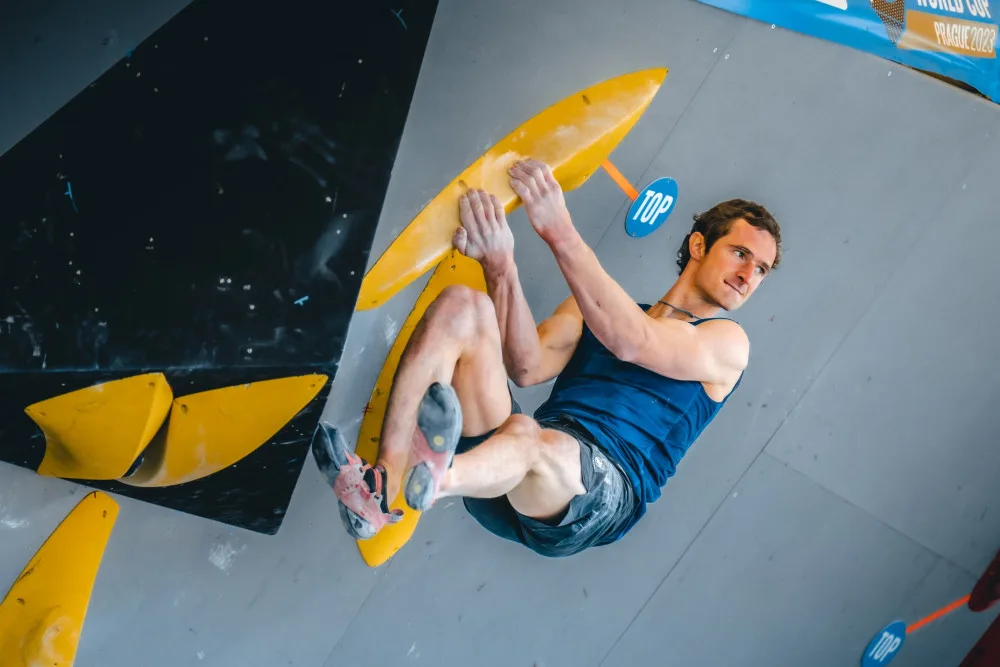 Lezec Ondra získal stříbro v pražském závodě Světového poháru v boulderingu