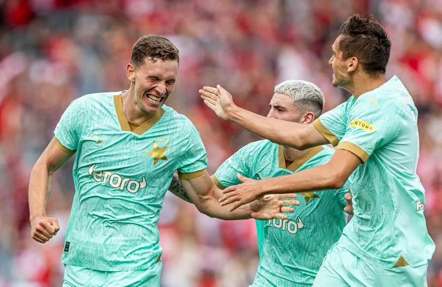 Slavia porazila Budějovice 3:1. Žolík Chytil byl u dvou gólů