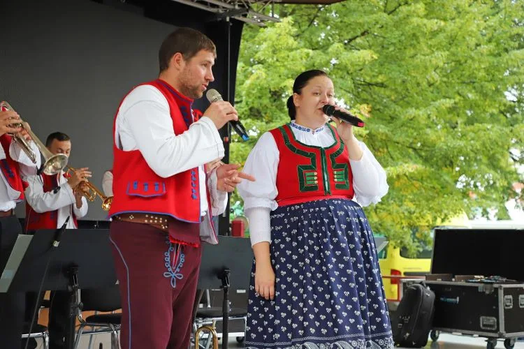 Země živitelka láká na nejsilnější traktor i největšího osla. Vyhrajte vstupenky a užijte si živitelku zadarmo