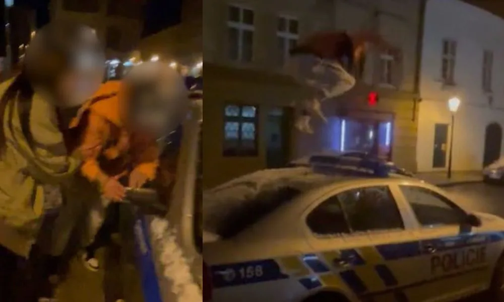 VIDEO: Mladík si užíval divokou demolici policejního auta, akci režíroval kamarád