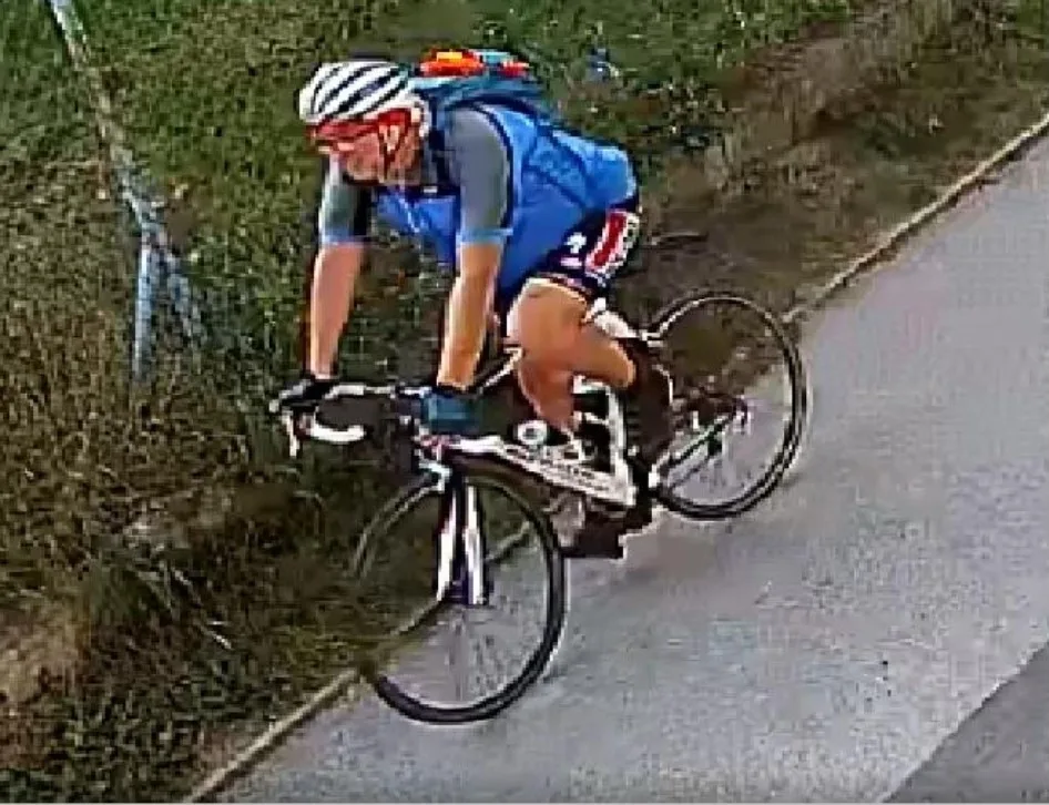 Cyklista nedal přednost cyklistce, srazil ji na zem a ujel. Pátrá po něm policie