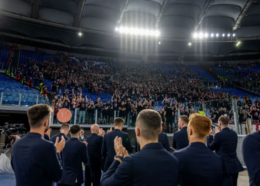 Za chování fanoušků v Římě dostala fotbalová Slavia pokutu