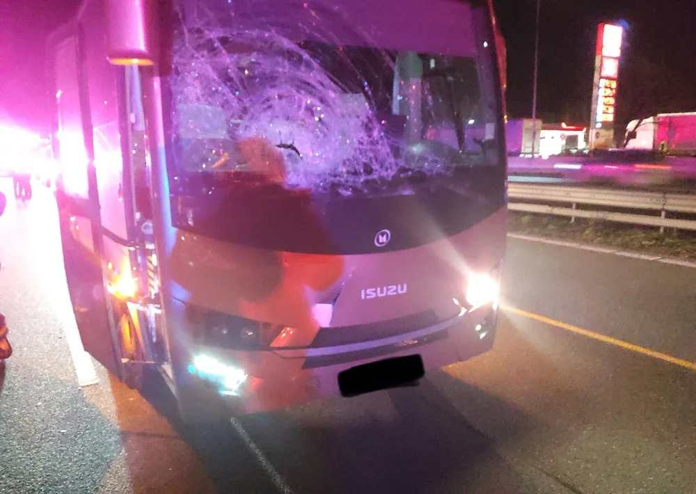 Muž srážku s autobusem nepřežil.