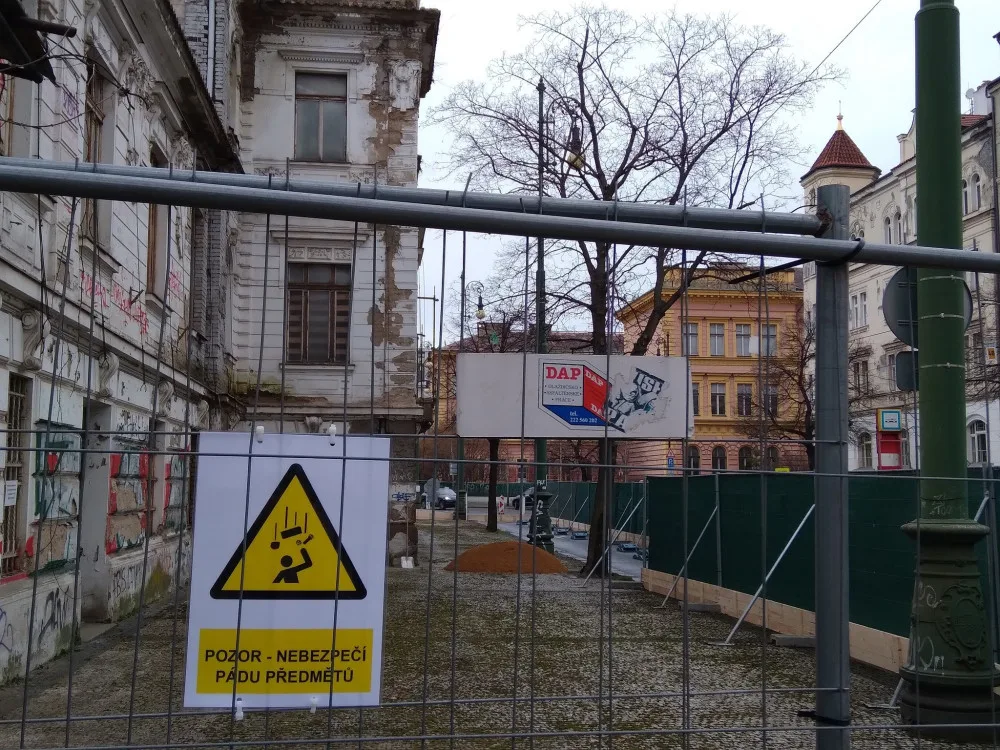 Nádraží Vyšehrad má nového majitele. Budoucnost budovy s ním bude řešit i vedení Prahy 2