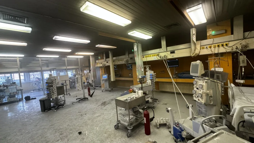 Na jednotce intenzivní péče nemocnice Bulovka hořel ventilátor. Pacienty evakuovali