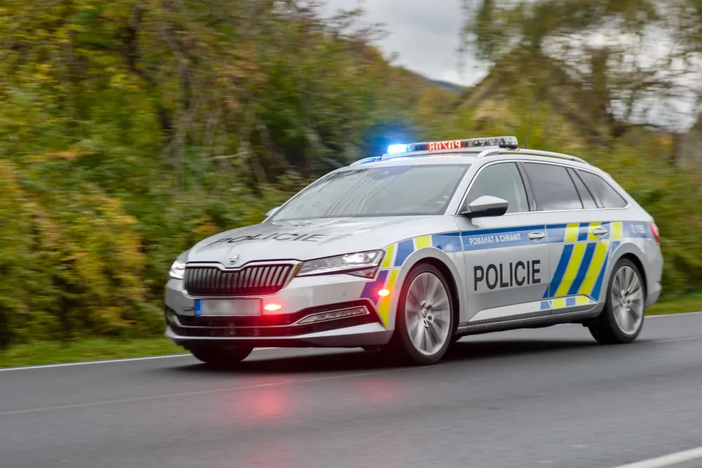 Policie zasahuje na univerzitách. Anonym hrozí střelbou