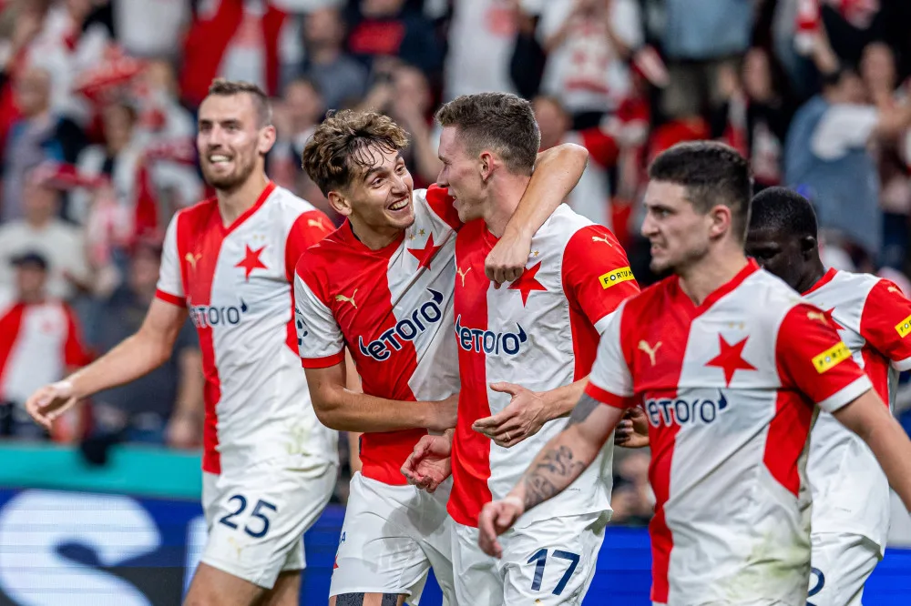 Slávisté přehráli Plzeň 3:0
