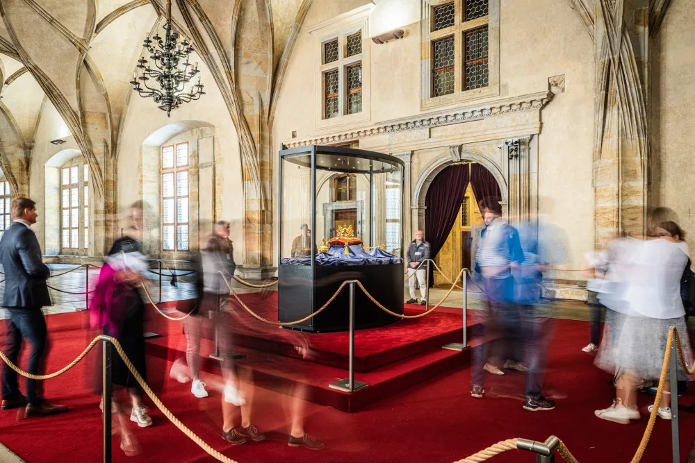 České korunovační klenoty si letos přišlo prohlédnout přes 46 tisíc lidí