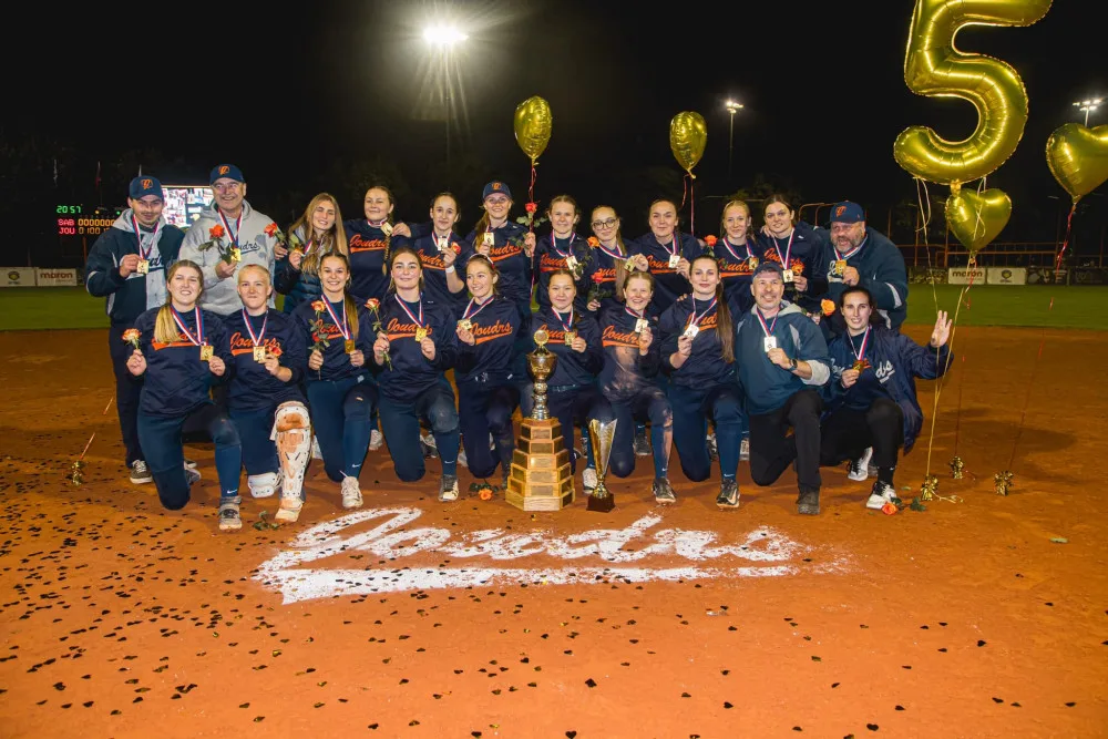 Softbalistky Joudrs získaly pátý domácí titul v řadě
