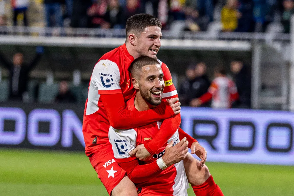 Slavie po duelu s Jabloncem zůstává jediným neporaženým týmem